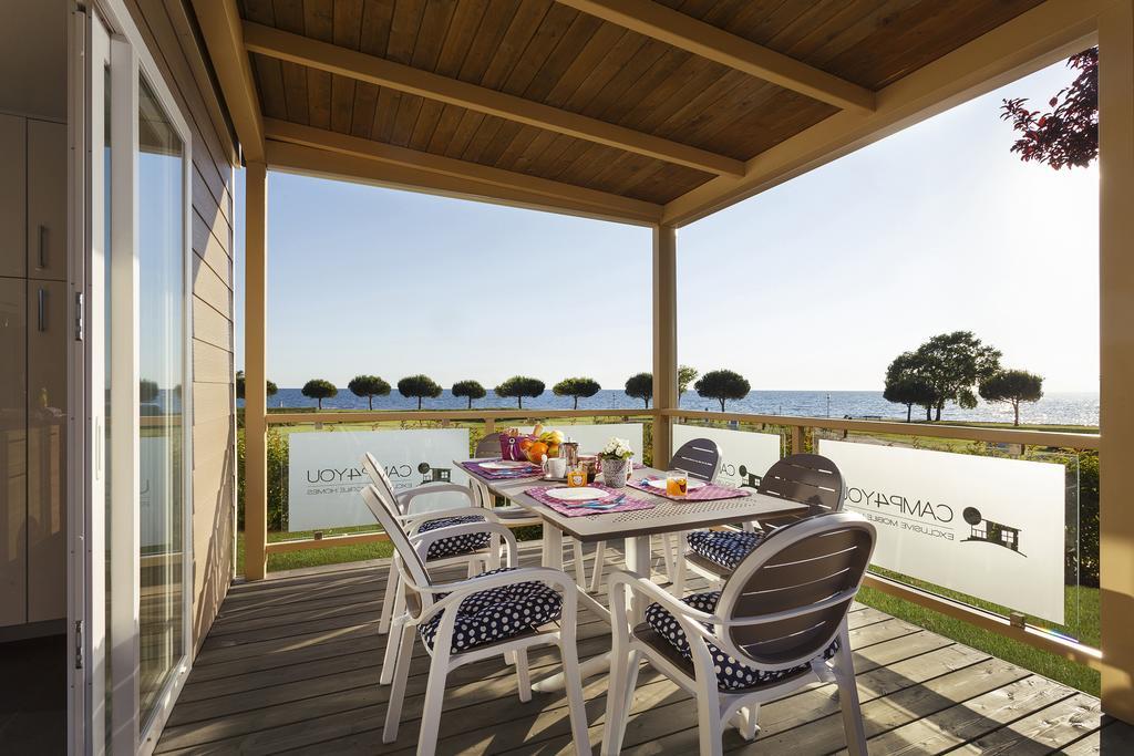 Mobile Homes Premium Vista Mare Park Umag By Camp4You Ngoại thất bức ảnh